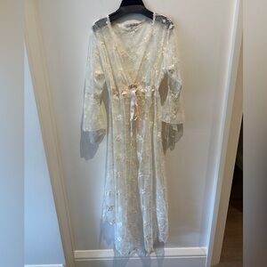 Claire Pettibone Lace Bridal/Maternity Robe size large
